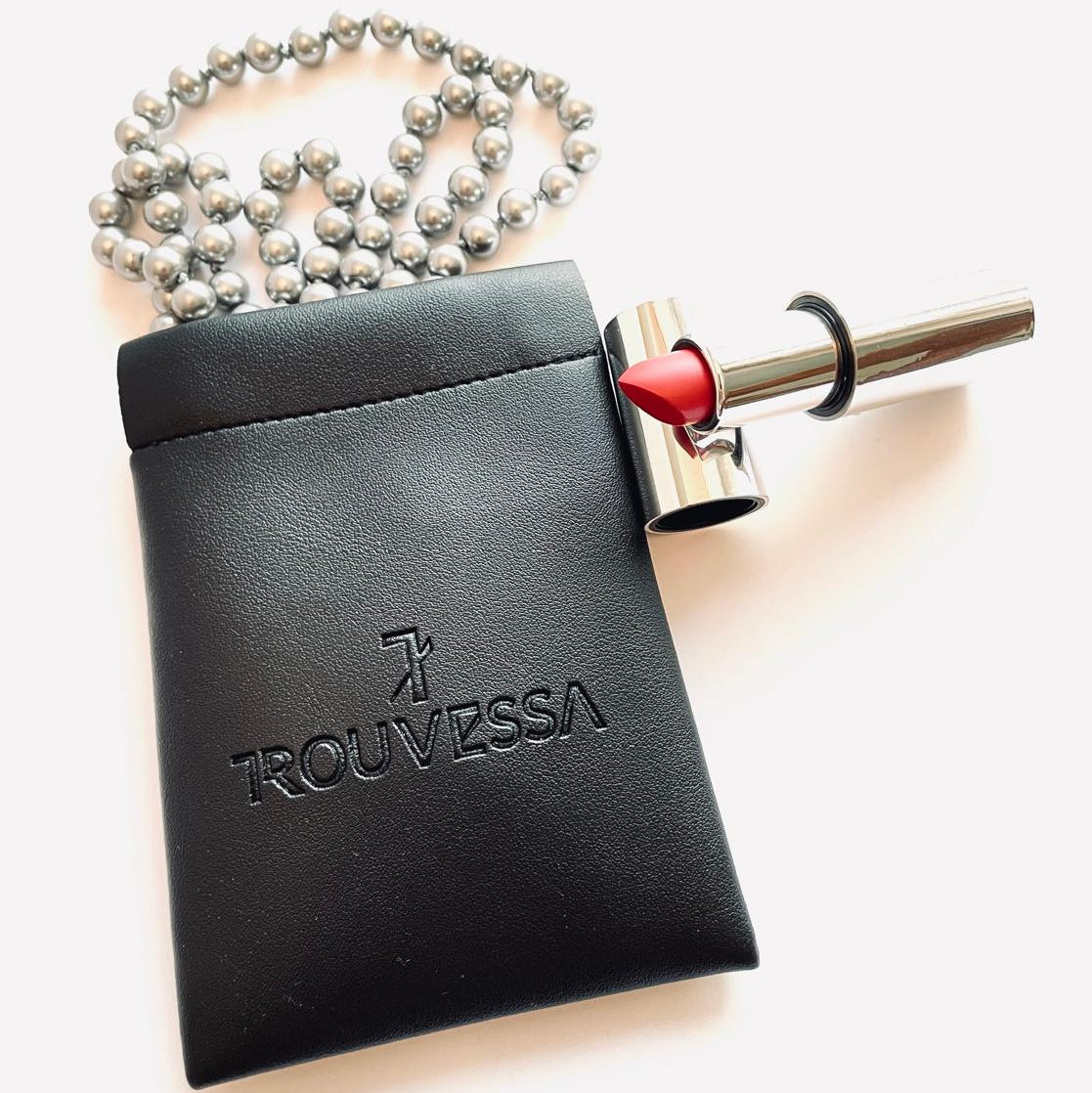 Trouvessa Self-Closing Leather Pouch - Black