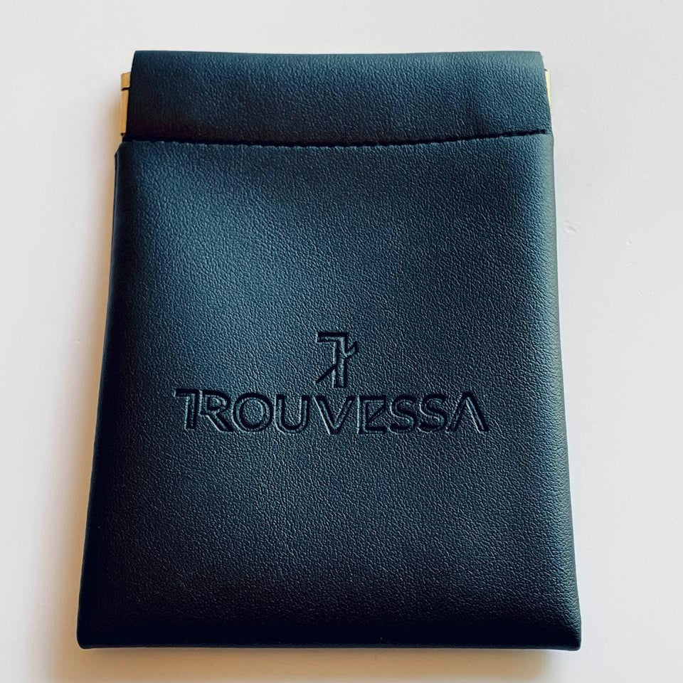 Trouvessa Self-Closing Leather Pouch - Black