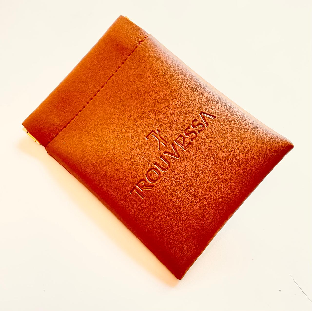 Trouvessa Self-Closing Leather Pouch - Brown