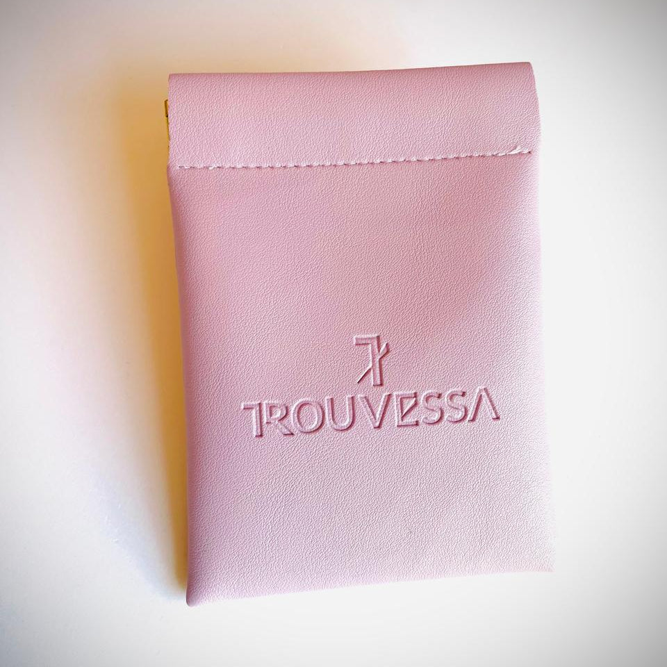 Trouvessa Self-Closing Leather Pouch - Lavender